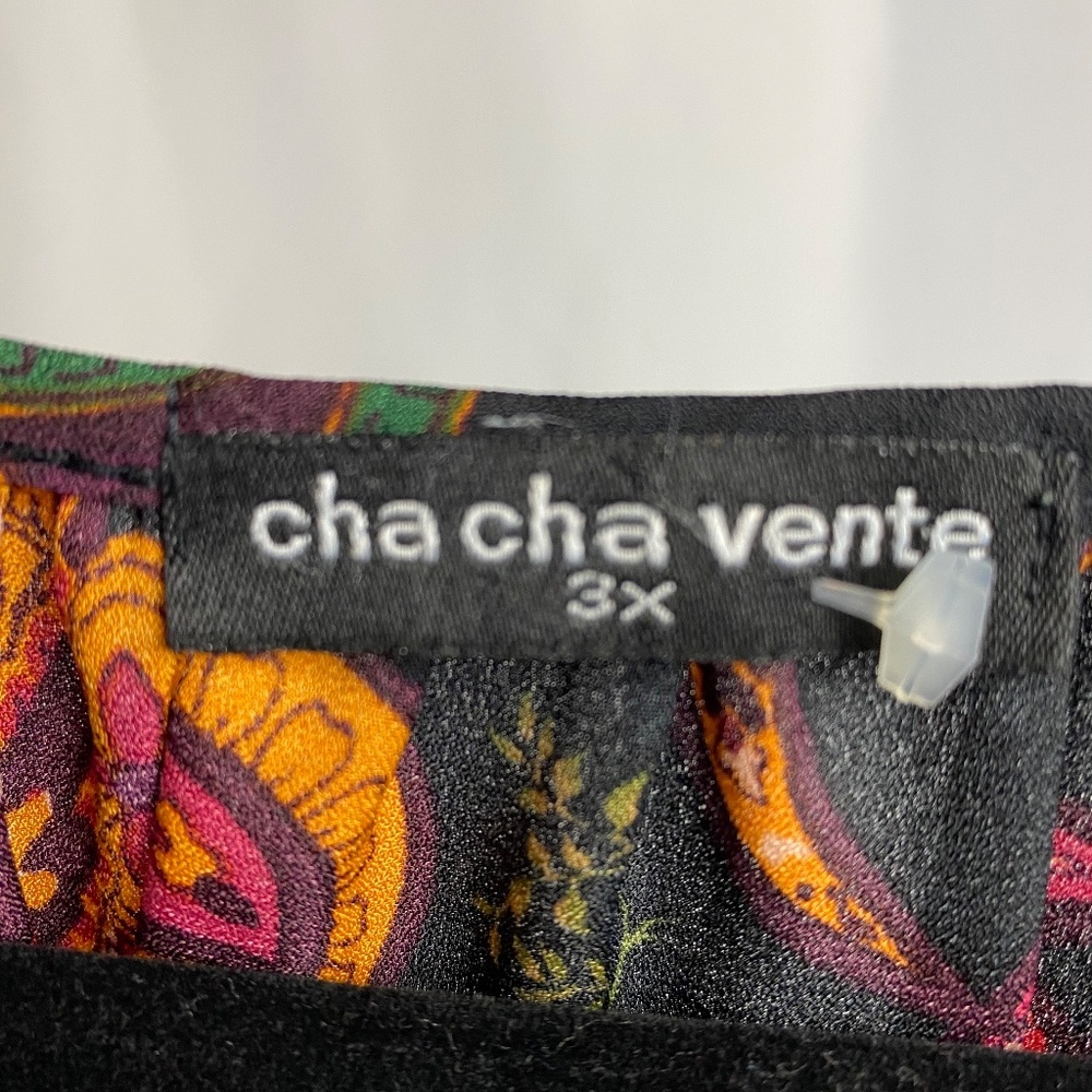 Cha Cha Vente Plus Size Womenʻs Black | Red Floral Paisley Print Blouse 3X - Picture 4 of 8